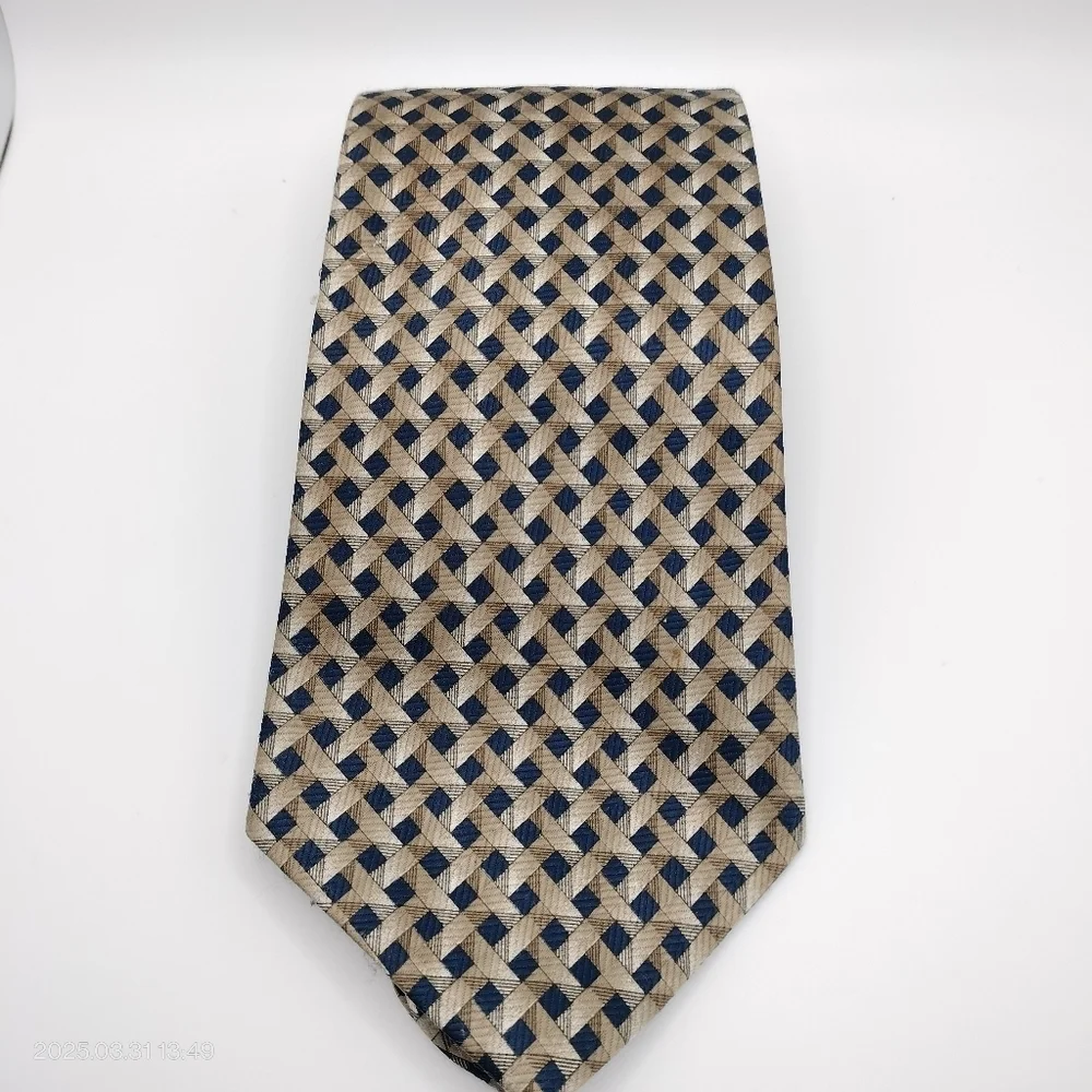 Luigi Valentino Men's Necktie Geometric Weave Patterned Tie Classic Luxury